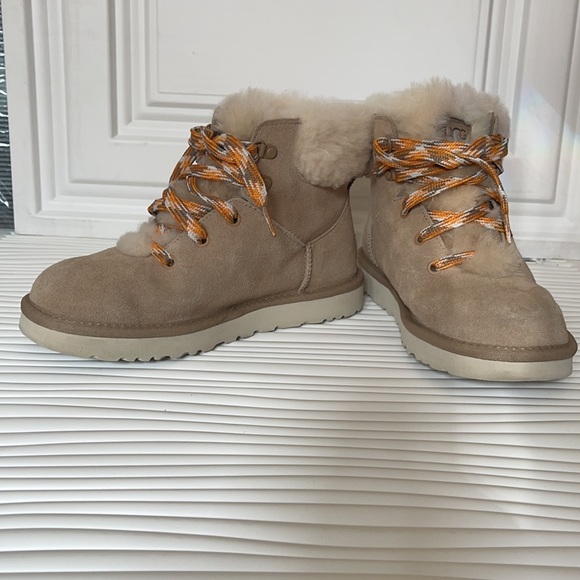 UGG “Beige classic mini alpine lace “ ankle boot - Picture 1 of 6